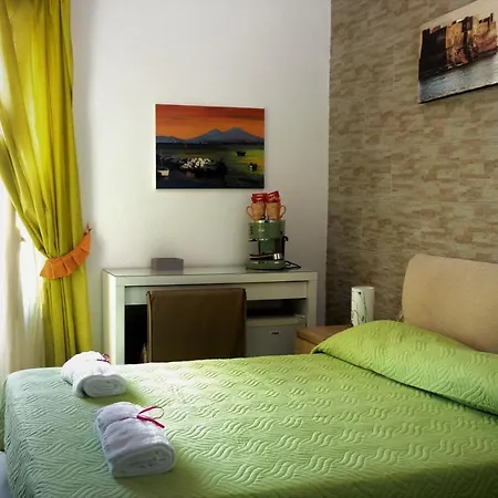 Megaride Santa Lucia Bed & Breakfast 3*