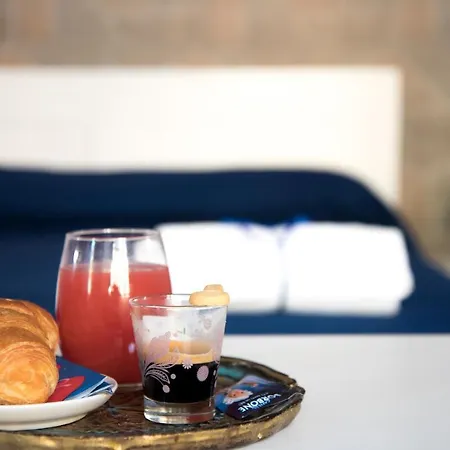 Megaride Santa Lucia Bed and Breakfast