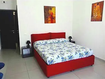 Bed and Breakfast Megaride Santa Lucia 4*