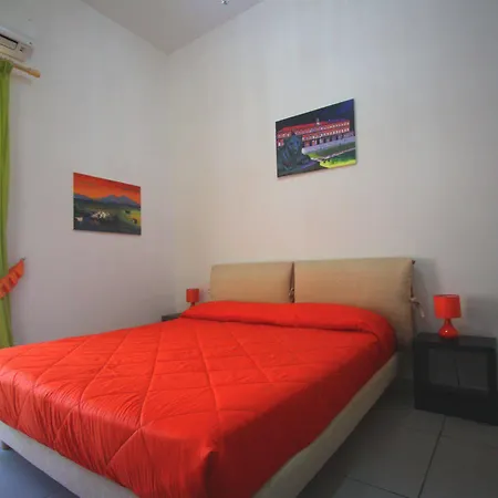 Bed & Breakfast Megaride Santa Lucia