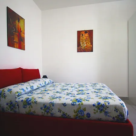 Bed & Breakfast Megaride Santa Lucia